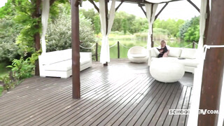 Its POV - Georgie Lyall a hatalmas didkós milf