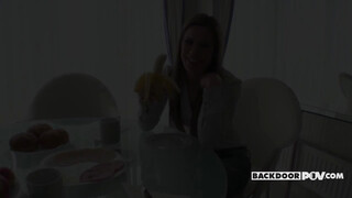 Its POV - Athina Love a magyar pornószínész kisasszony análba tolva