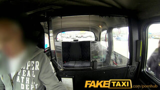 FakeTaxi - a pici lopós barna picsa megbánja amit tett