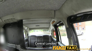 FakeTaxi sztripper lány megmutatja mit tud