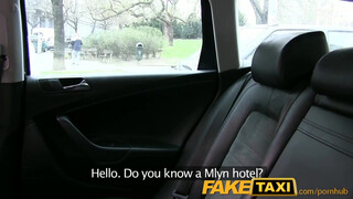 FakeTaxi cuki orosz túrista kisasszony szűk puncival