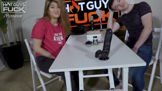 Hot guys fuck - a kicsike japán csajszi és a japán krapek