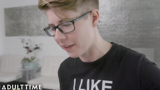ADULT TIME - Lena Paul és Ivy Lebelle nyalják egymást