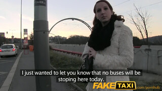 FakeTaxi - Fiatal ápoló lány kefél a taxiban
