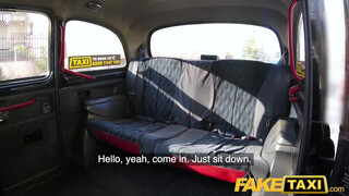 Fake Taxi - Vékony kiscsaj lovagol