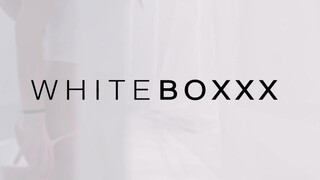 WhiteBoxxx - Tiffany Tatum magyar kisasszony megosztja a barátját