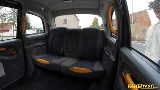 Fake Taxi - Vile Vixen jól cumizza a faszt