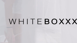 WhiteBoxxx - Ginebra Bellucci a dögös latina lány