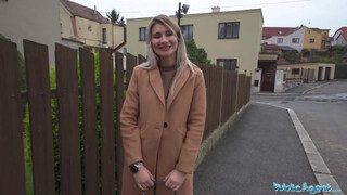 Public Agent - Marsianna Amon a hatalmas cicis picsa