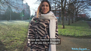 Public Agent - Lena Coxx kiborotvált muffja megkefélve
