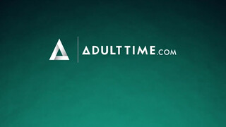 21 SEXTREME - Daphne Klyde a cuki tini csajszi