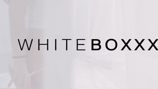 WHITEBOXXX - Liya Silver a bombázó csöcsös kisasszony