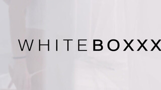 WHITEBOXXX - Chloe Lamour a hatalmas tőgyes milf