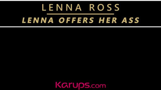 Lenna Ross hátsó bejárata megkúrva